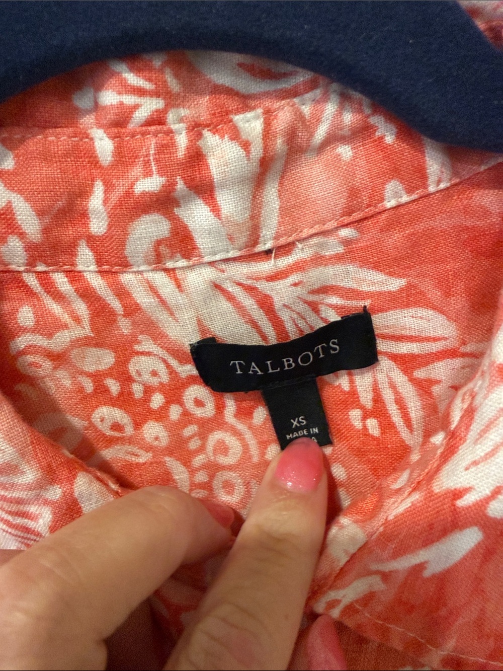 Talbots 100% linen boyfriend button down, XS - Picture 3 of 7